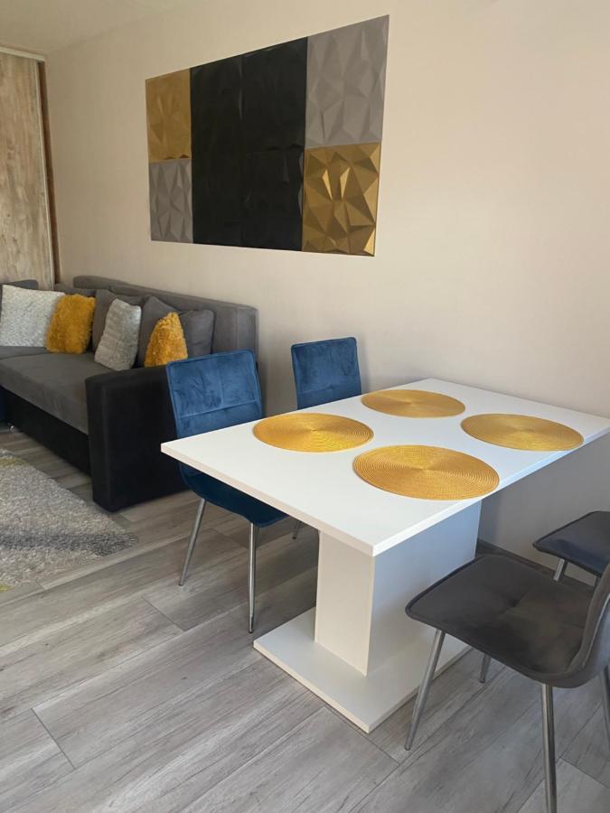 Gabrielle Apartman Hajduszoboszlo Exterior photo